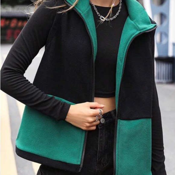 Two Tone Zip Up Fleece Vest Coat - Picture 1 of 3